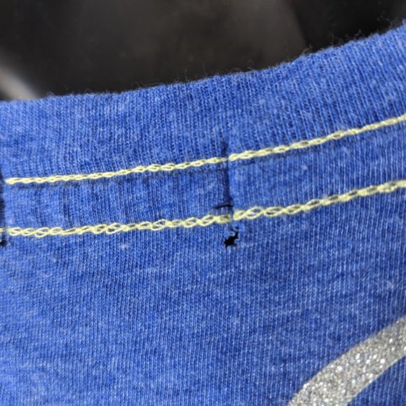 GUESS JEANS Womens Angel WIngs Tee - Picture 7 of 7